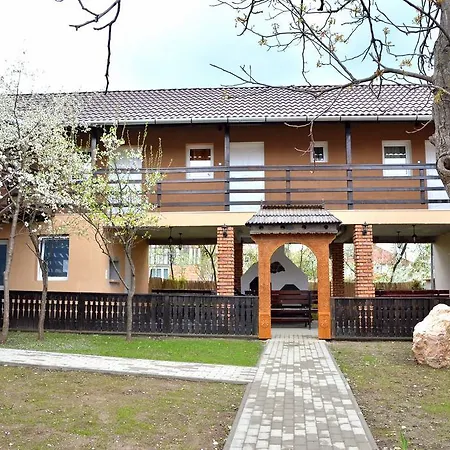 Becsali Panzio